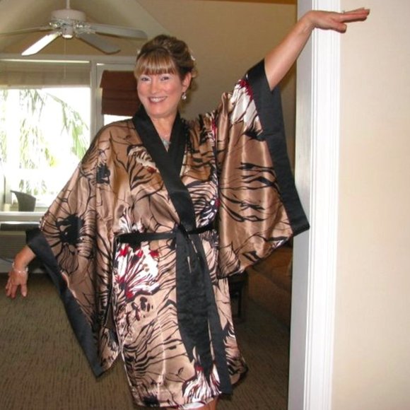 Meet The Posher - Picture 1 of 3